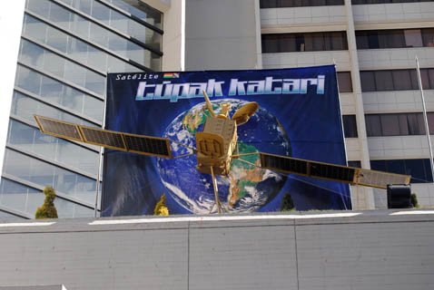 El primer satélite de Bolivia será lanzado el 20 de diciembre