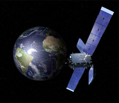 El satélite Amazonas 4 será entregado a finales de año